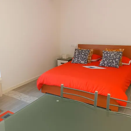 Queen Cinzia * البندقية